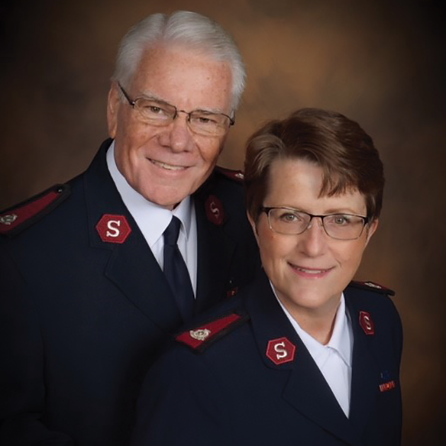 Majors Greg and Jeanne Baker