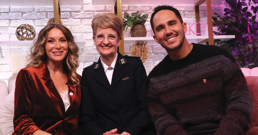 CommissionerJolene Hodder with Alexa and Carlos PenaVega.