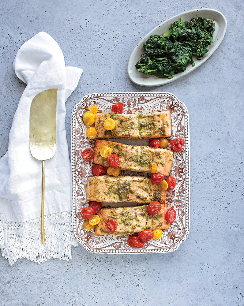 Recipe: Salmon with Pesto & Tomatoes